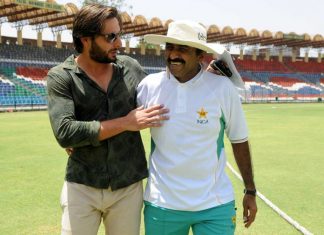 Shahid Afridi to Javed Miandad